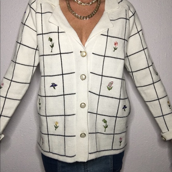 💐VTG 60s acrylic button down sweater - Picture 2 of 11